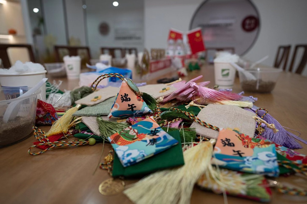 1764fa23da45f191630b38d5654f1bb 1764fa23da45f191630b38d5654f1bb