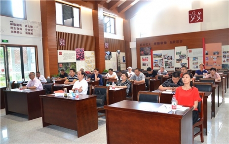 創(chuàng)新培訓(xùn)形式，學(xué)習(xí)三個(gè)精神，提升基層戰(zhàn)斗力