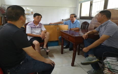 講原則、講擔(dān)當(dāng)、講奉獻(xiàn)，爭(zhēng)當(dāng)弘揚(yáng)正能量的典型 ---宣傳學(xué)習(xí)王德林同志的先進(jìn)事跡