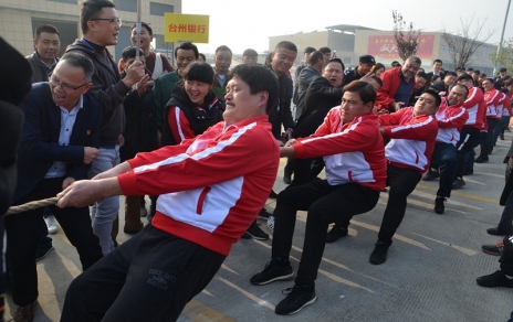 不畏困難勇往直前，展現(xiàn)良好精神風采